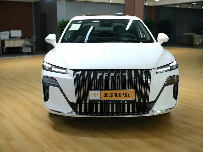 Roewe 7 bo'lib to'lashga: boshlang'ich 52.6 mln, 60 oygacha 2 Roewe 7 bo'lib to'lashga: boshlang'ich 52.6 mln, 60 oygacha 2