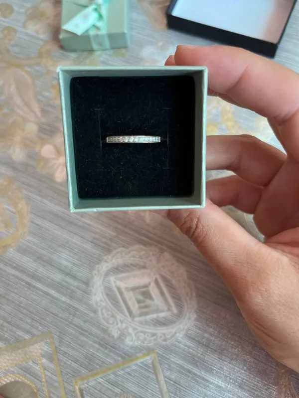 Продам золотое колечко 4