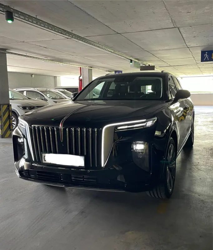 Продается HONQI e-hs9