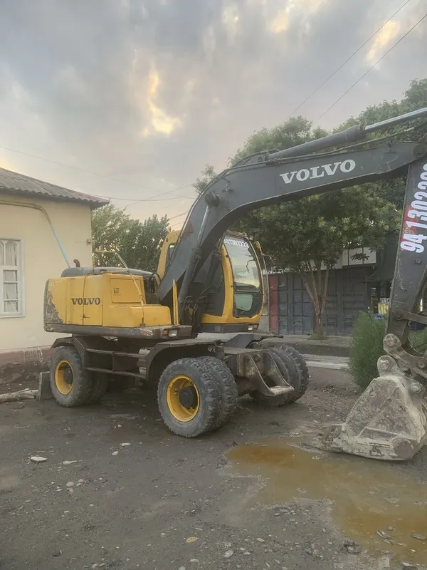 Volvo 130. Sotiladi 3 Volvo 130. Sotiladi 3