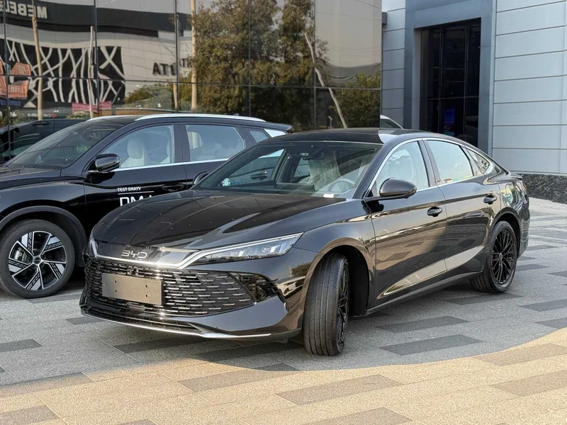 BYD SEAL 6 DM-i 120 km Flagship 2000+km sotuvda — фото 2