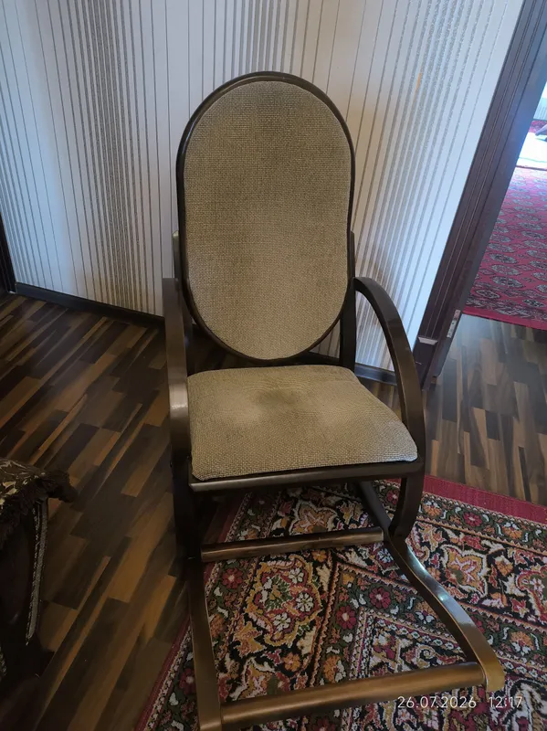 tebranadigan kreslo 2
