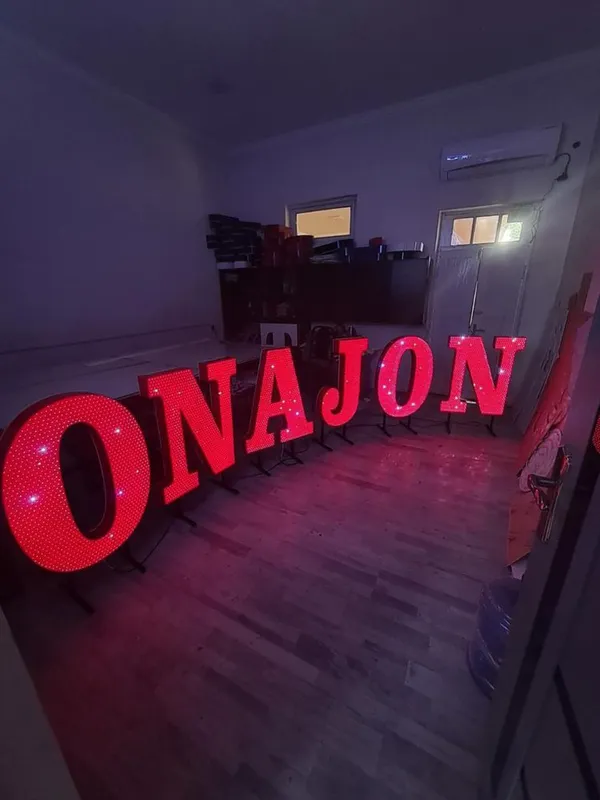 led ekran bukva tashqi reklama banner afisha — фото 7