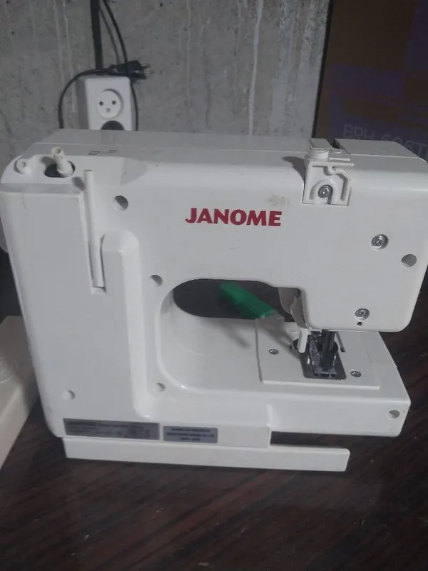 Швейная машина JANOME — фото 1