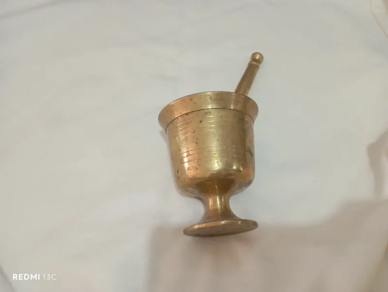 Antikvar oziq-ovqat/ziravor maydalagich (keliycha)
