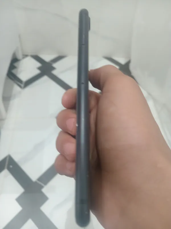 iphone 7 состояние среднее, всё на месте, цена 300 2 iphone 7 состояние среднее, всё на месте, цена 300 2