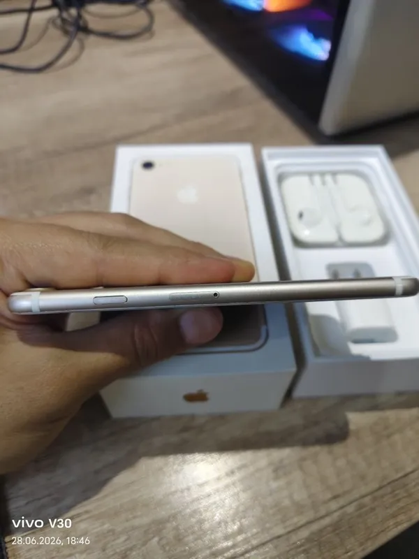 iPhone 7 32Gb Gold полный комплект — фото 6