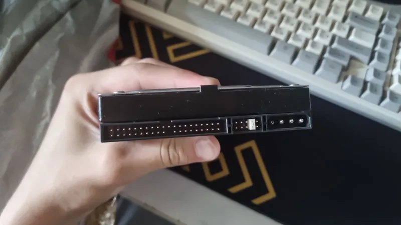 Жёсткий Диск на 320GB IDE разъём переходник в подарок 2 Жёсткий Диск на 320GB IDE разъём переходник в подарок 2