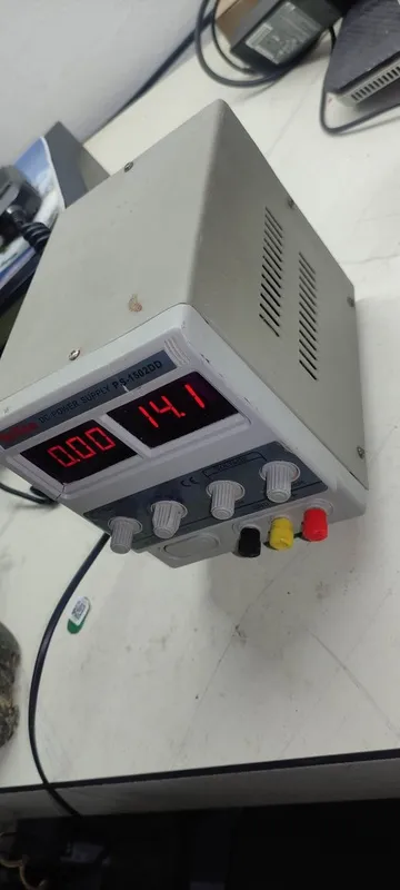 Лабораторный блок питания yaxun ps 1502dd 2