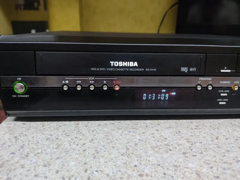 Toshiba DVD HDD VHS recorder 2 Toshiba DVD HDD VHS recorder 2
