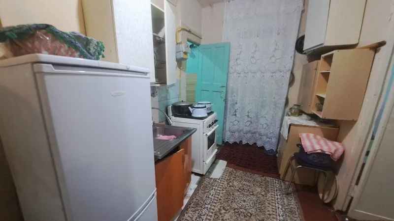 Чирчик шахар Троицкий поликлиника ёнида фениски дом — фото 7