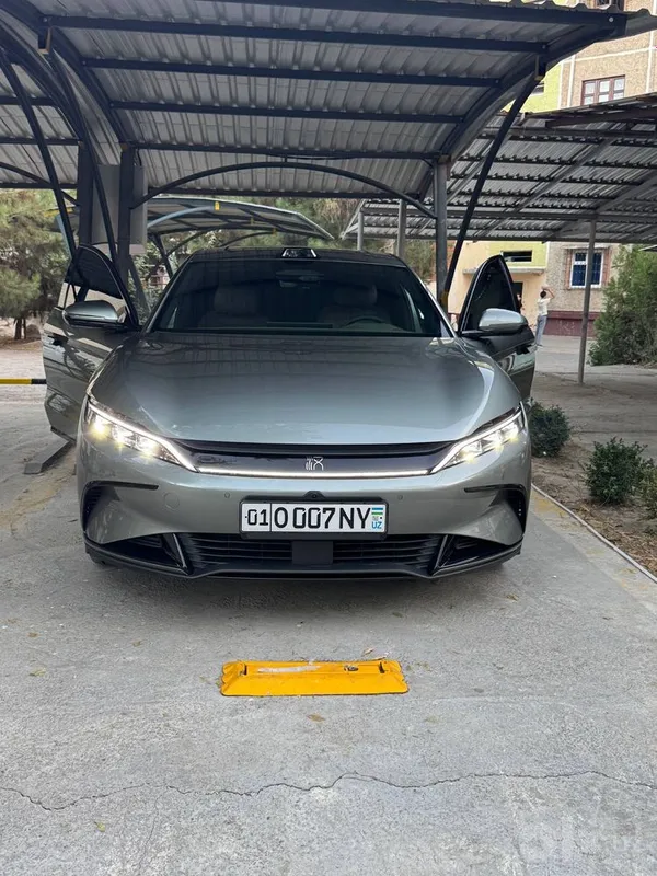 BYD HAN 635, рестайлинг 2025–2026, пробег 7400 км 1 BYD HAN 635, рестайлинг 2025–2026, пробег 7400 км 1