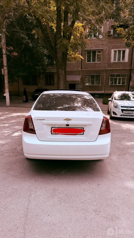 Chevrolet Gentra 3-pozitsiya 2 Chevrolet Gentra 3-pozitsiya 2