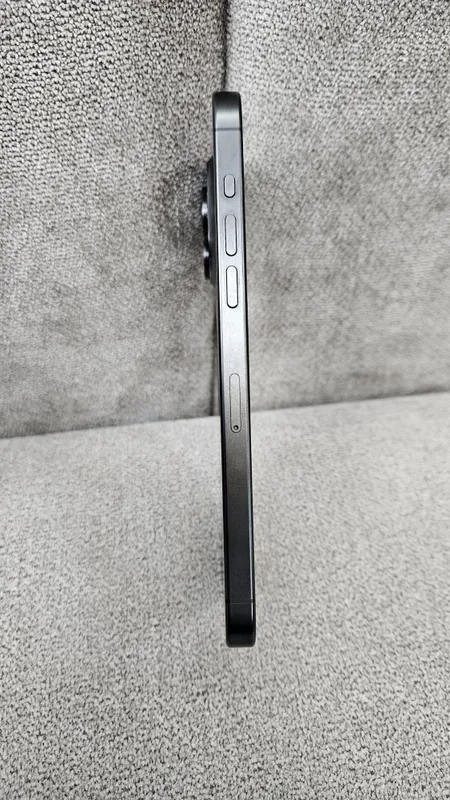 Iphone 15 Pro max 512GB Black батарея 89% — фото 2