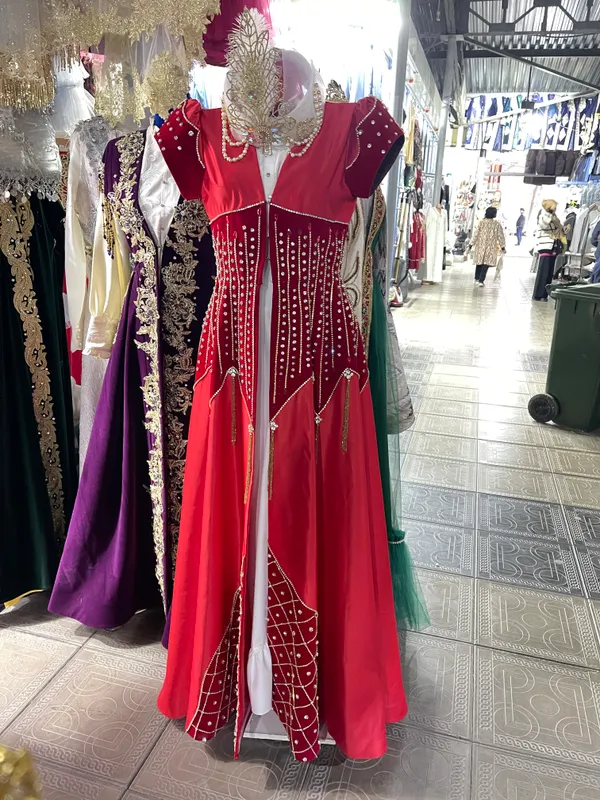 Национальное платье