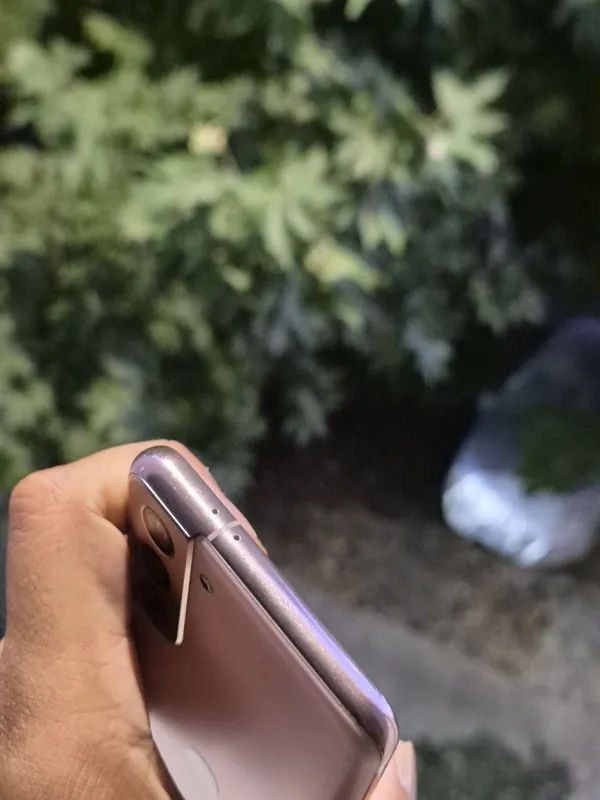 Samsung S21 5G 256\8 gb 4