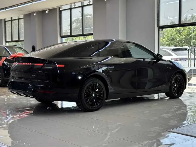 Leapmotor C 01 permium hybrit 216km naxt va nasiya — фото 1