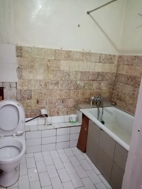 Uy ijaraga beriladi 2 xonali: 4 Uy ijaraga beriladi 2 xonali: 4