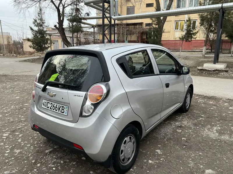 Chevrolet Spark 2014 | 1 evro | автомат — фото 3
