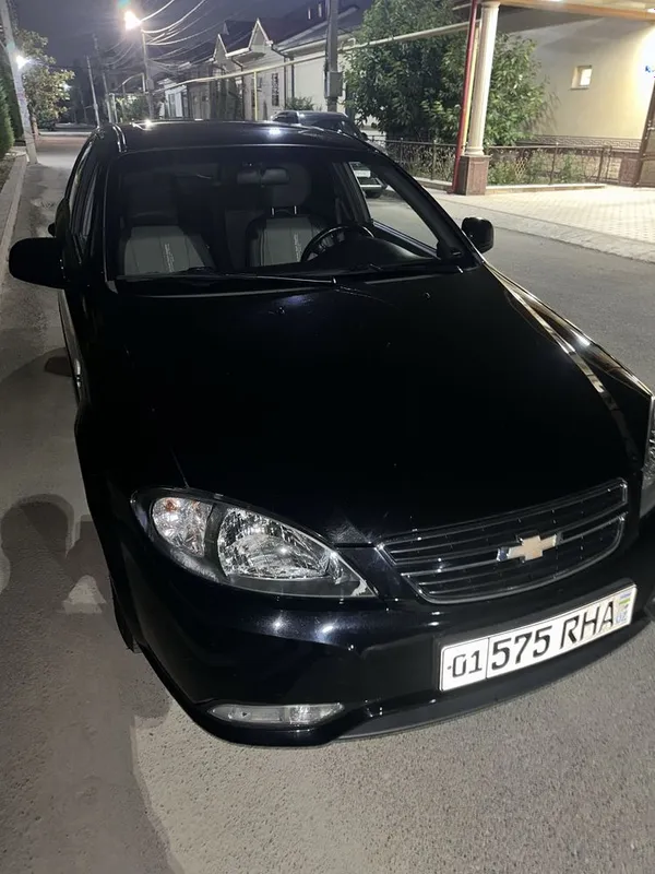 Qora Gentra. Chevrolet Гентра 3- позиция 2