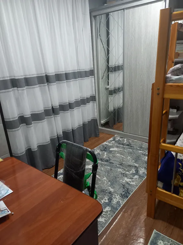 Продаётся двухкомнатная квартира 5