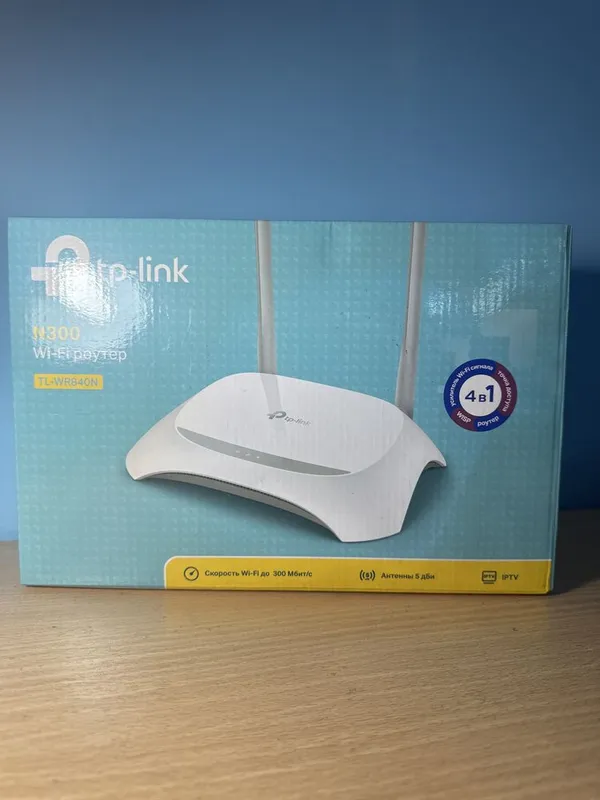 tp-link N300 Wi-Fi роутер