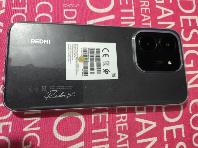 Телефон Redmi 15C