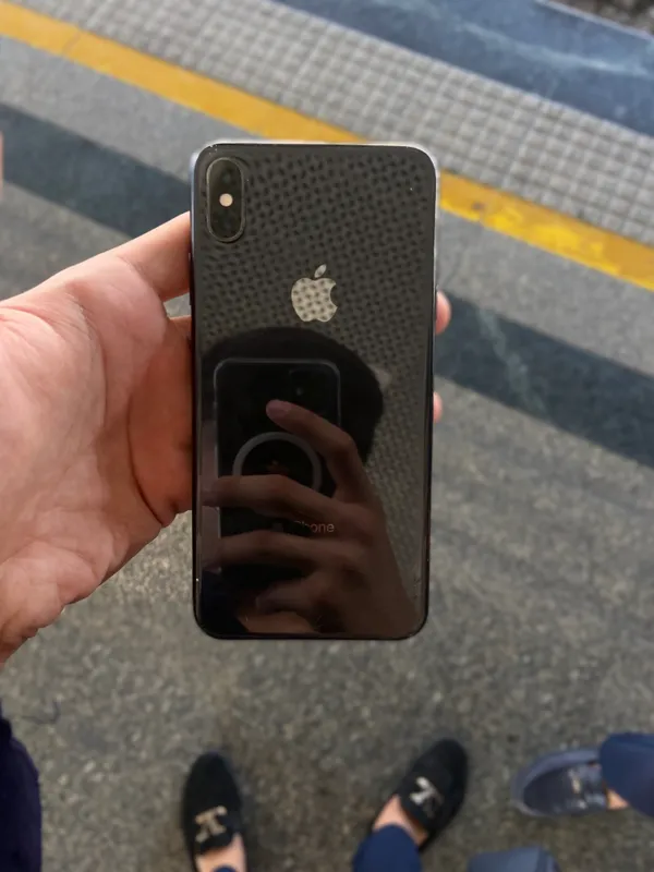Iphone xsmax 4