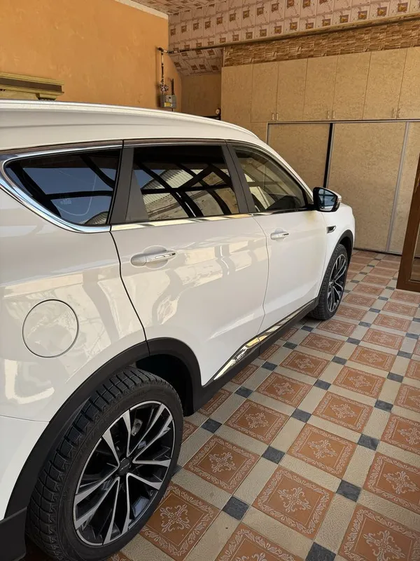 Jetour X70plus срочна сотилади! 4 Jetour X70plus срочна сотилади! 4