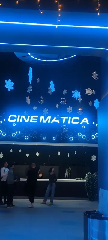 Снежинки из пенопласта 8 Снежинки из пенопласта 8