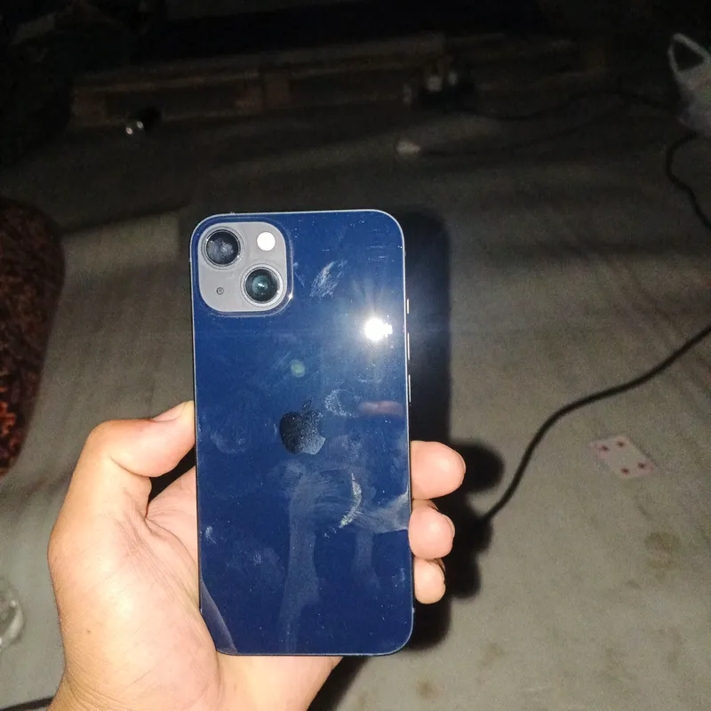 iPhone 13 yengi yomksi 100%