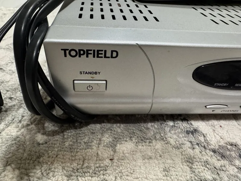 Тюнер Topfield TF4000Fi — фото 2