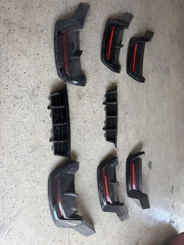Bmw i3 uchun orqa bamfer komplekt yoki donada sotiladi
