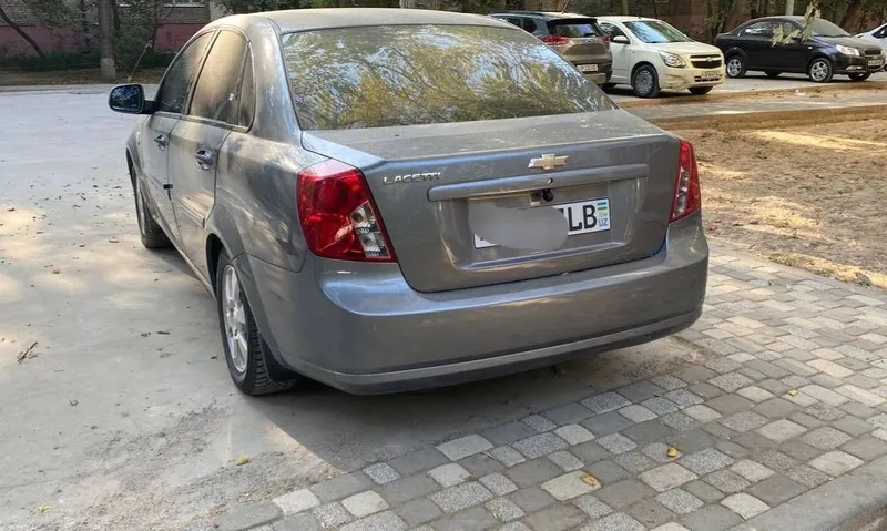 Срочно продаётся автомобиль Срочно продаётся автомобиль