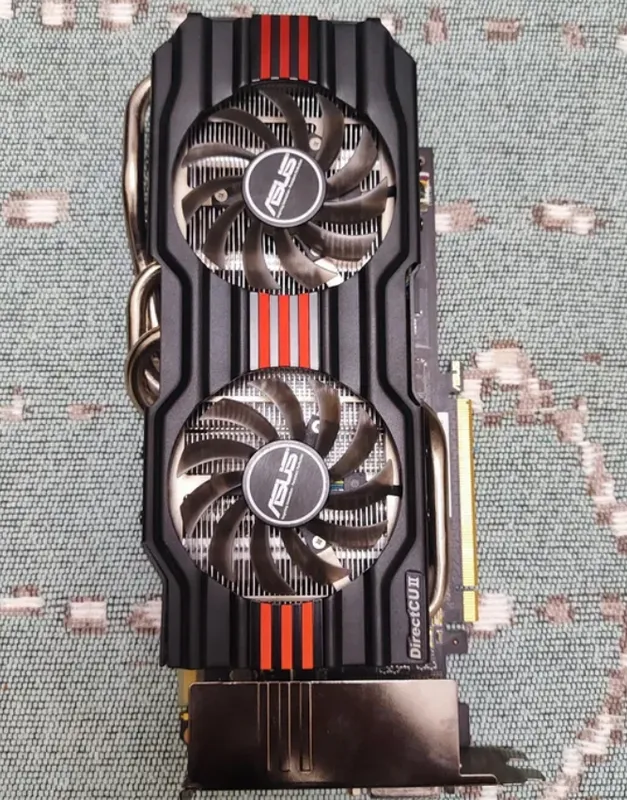 ASUS GTX 670 2gb DirectCU ii oc 1