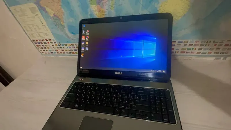 Notebook sirochna sotiladi 2 Notebook sirochna sotiladi 2