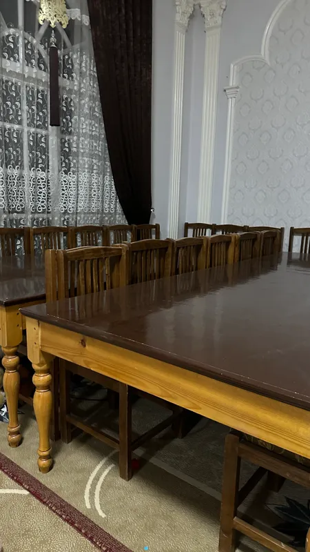 Стол и стул, 16-местный, 3 комплекта есть 1 Стол и стул, 16-местный, 3 комплекта есть 1