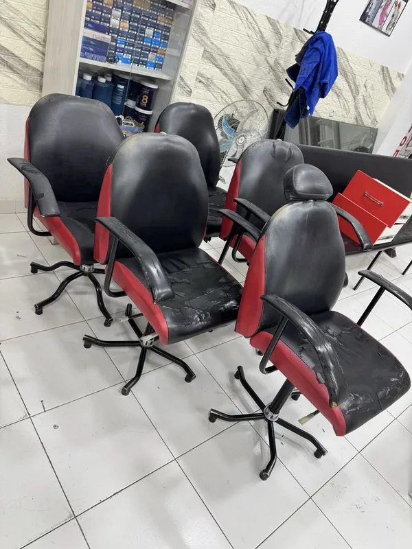 Kreslo gi'zallik salonlarida ishlatilgan — фото 1