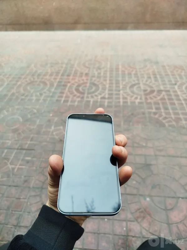 iPhone 14, одна рука, всё родное 2 iPhone 14, одна рука, всё родное 2