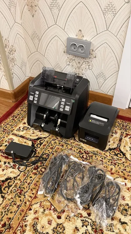 Soxta pul Aniqlab Pul sanidgan Apparat Yengide holatda Kamplekt 1