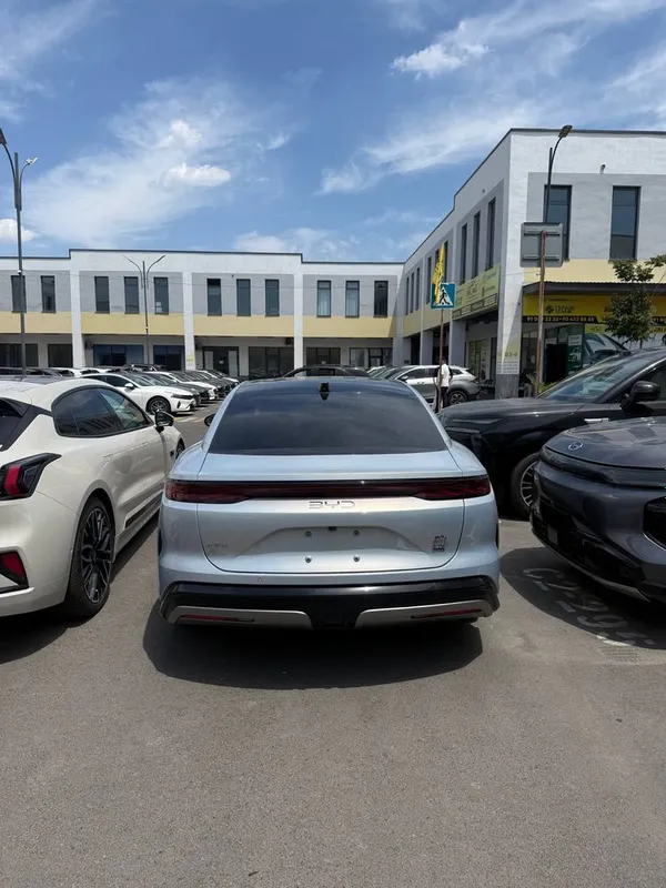 Byd han L Full AWD 3 Byd han L Full AWD 3