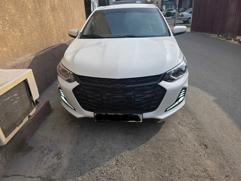 Chevrolet Onix 4+ 2025 4
