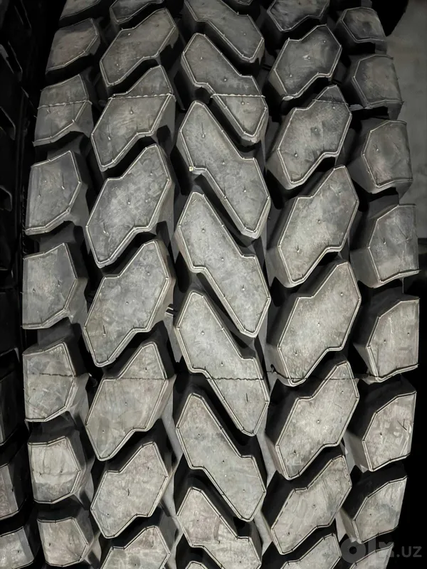 Автошина HILO B05N 18.00R25 2 Автошина HILO B05N 18.00R25 2