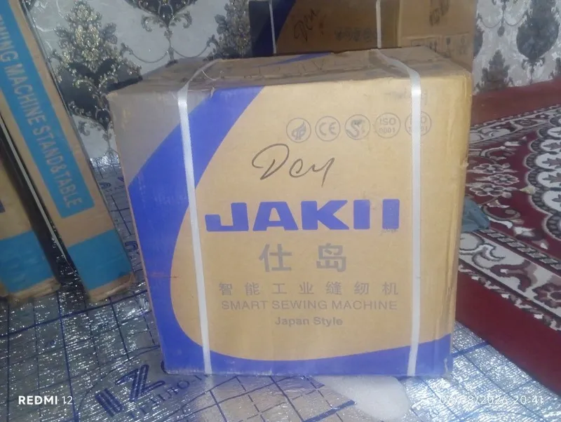 JAKII tikuv mashinasi hamda AVERLOGI sotiladi yengi ishlatilmagan 5 JAKII tikuv mashinasi hamda AVERLOGI sotiladi yengi ishlatilmagan 5