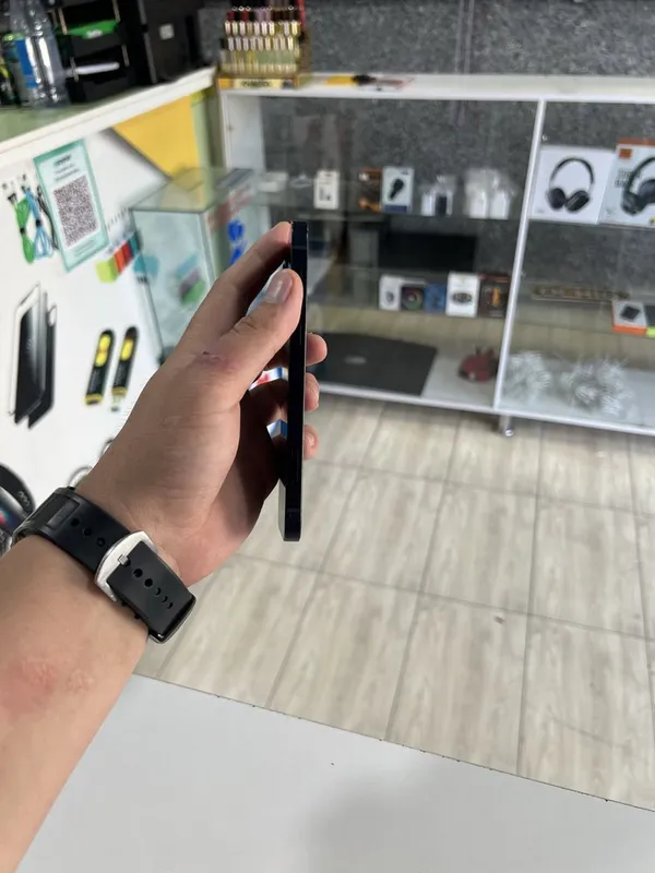 Iphone 12 radnoy srochna 4