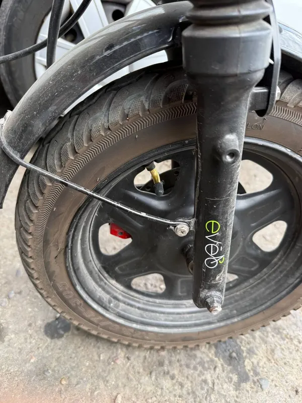 Skuter sotiladi srochna xolati ideal — фото 4