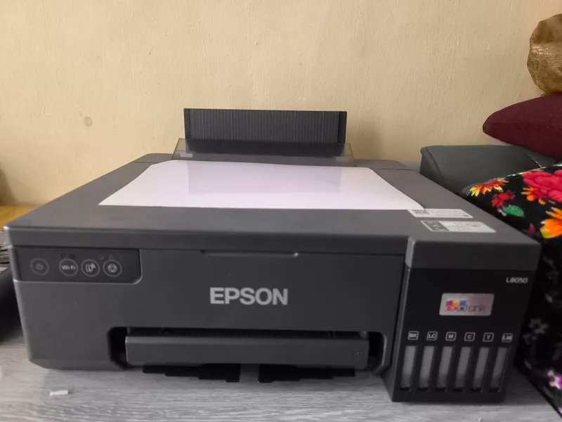 L8050 printer 1 L8050 printer 1