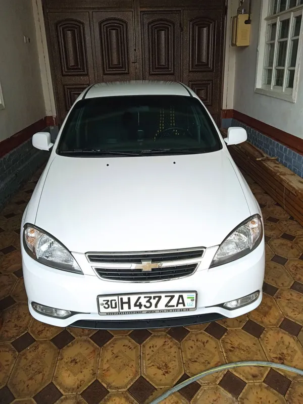 Jentira sotiladi prob 32700km yurgan telegram orqali yozishiz mumkin