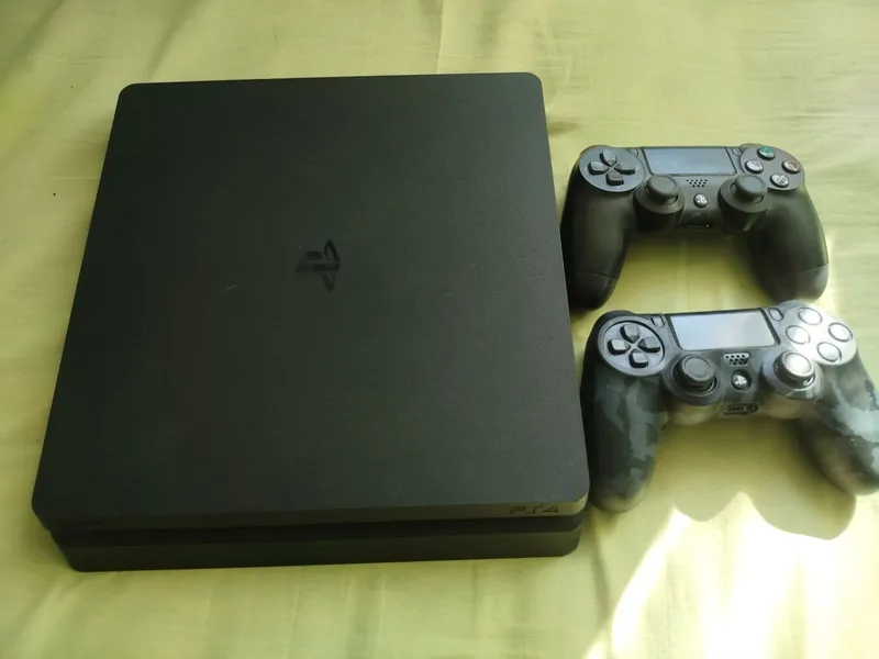 Ps4 slim plombali