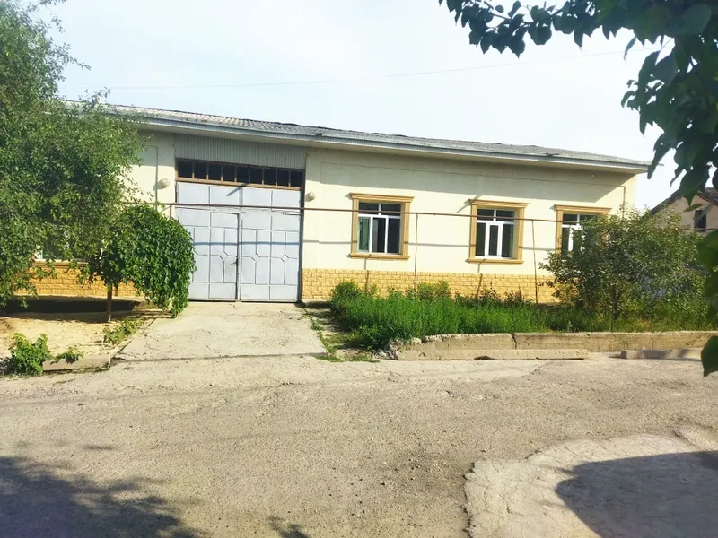 Nazarbek Tarnovda uy sotiladi